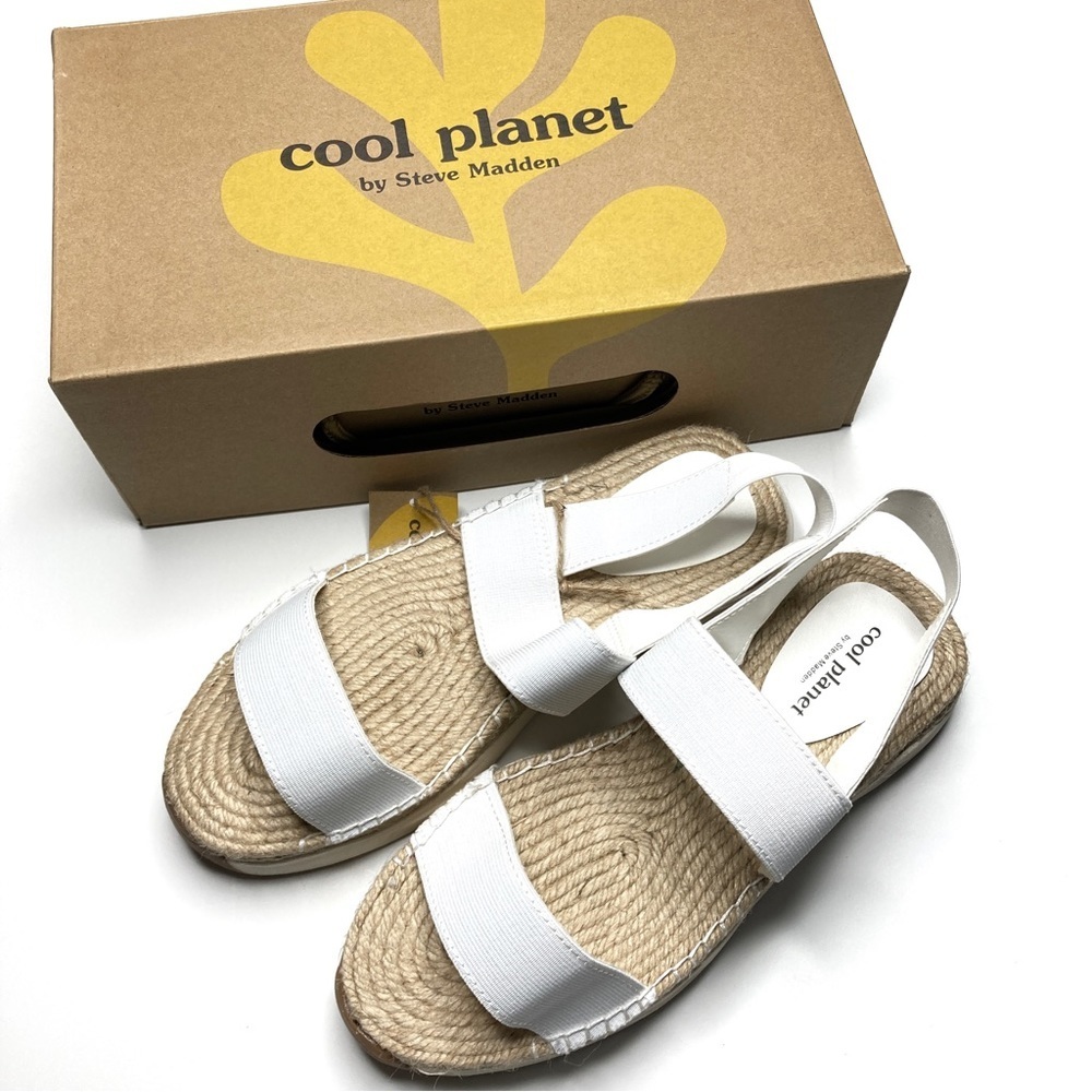 Cool Planet by Steve Madden | Sirius White Fabric Sandal NEW